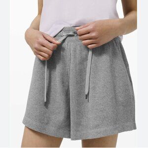 Lululemon Mellow In High-Rise Short 5" *Waffle Heathered Core Medium Grey Cotton